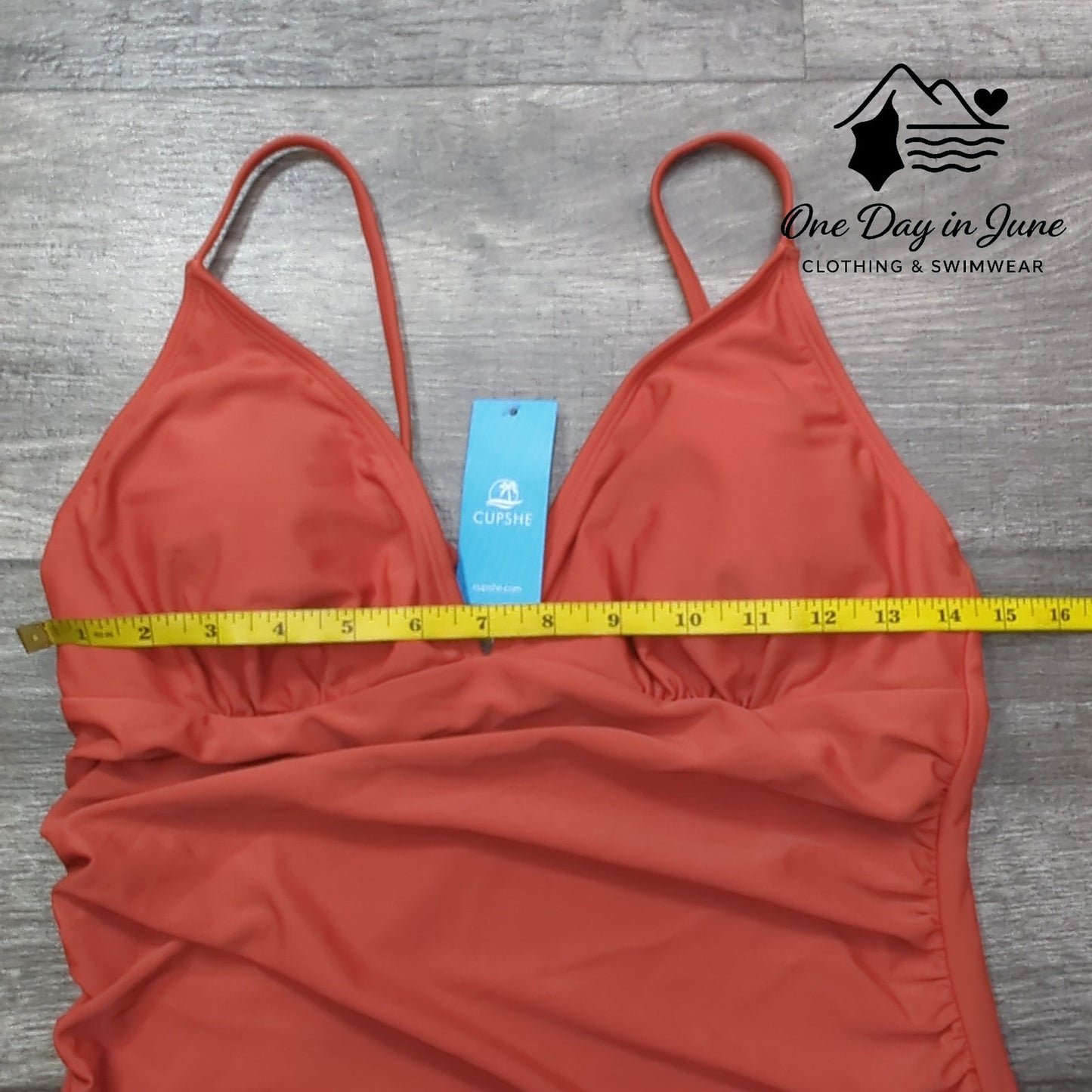 Cupshe V Neck On Piece Swimsuit Size L