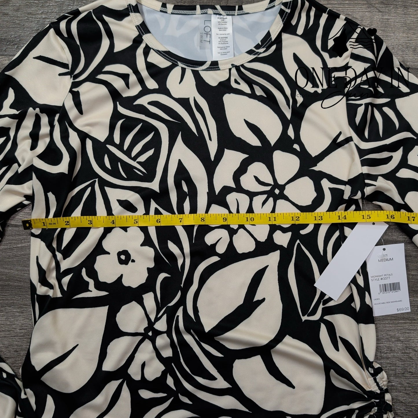 Loft Long Sleeve Rash Guard Size M