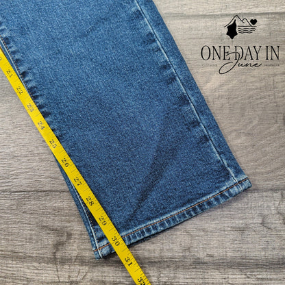 Gap Athletic Straight GapFlex Jeans Medium Indigo NWT Size 30X30