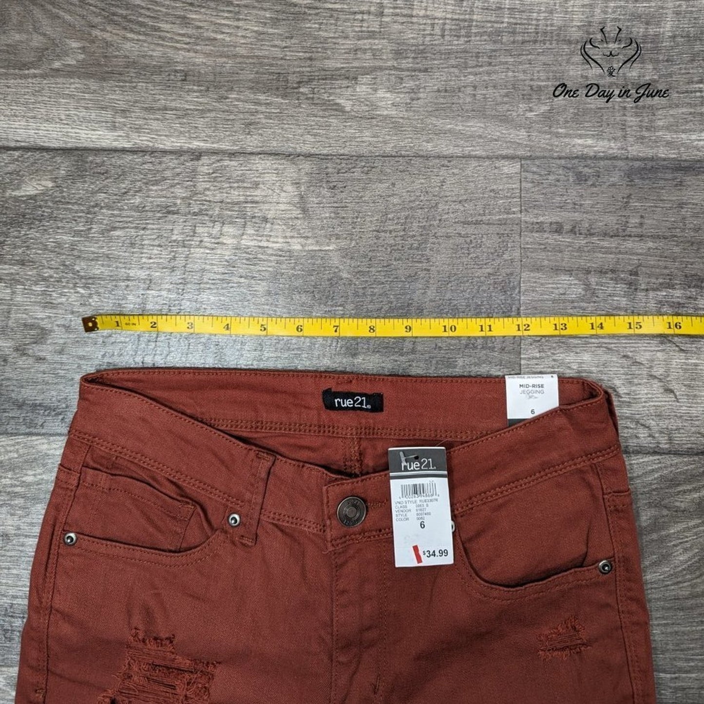 Rue 21 Mid Rise Jegging Size 6