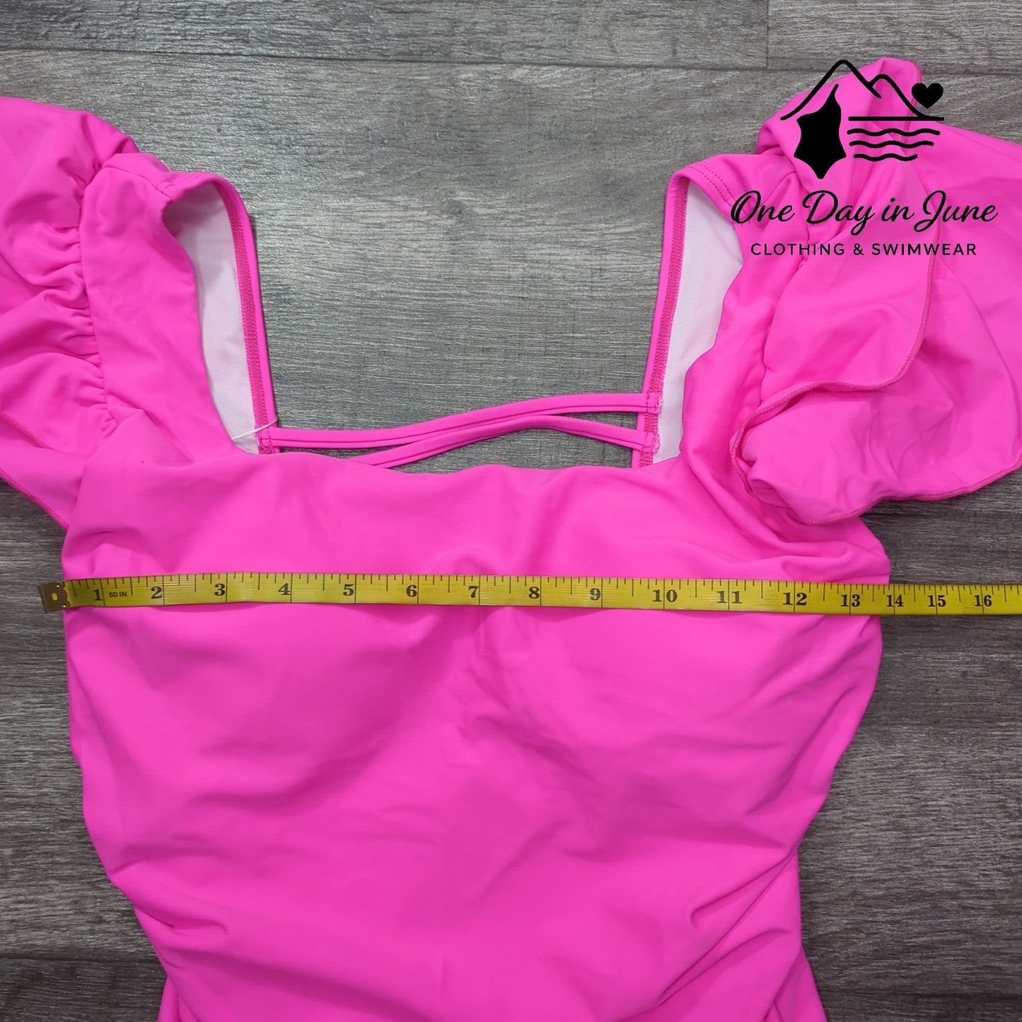 Eomenie Ruffle Shoulder One Piece Swimsuit Size M