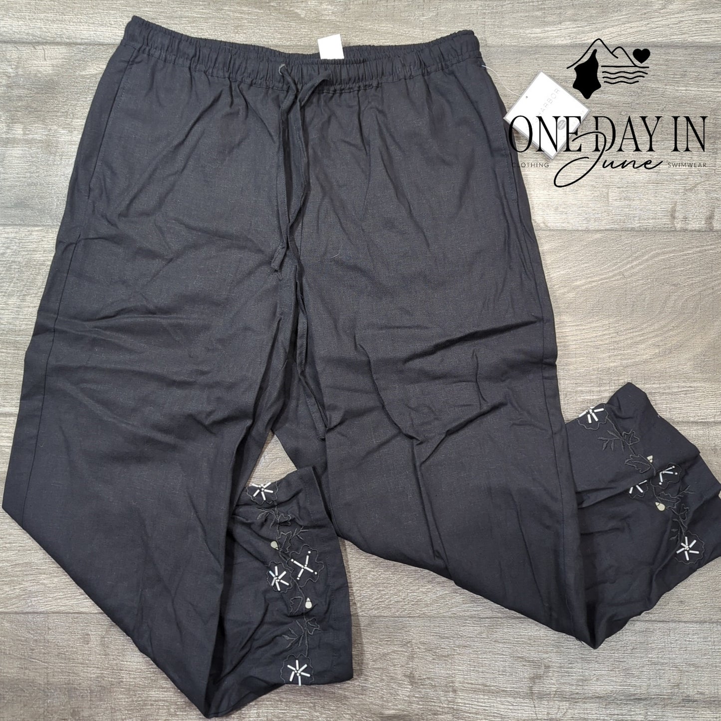 Sag Harbor Petite Pull On Crop Linen Pants Size S