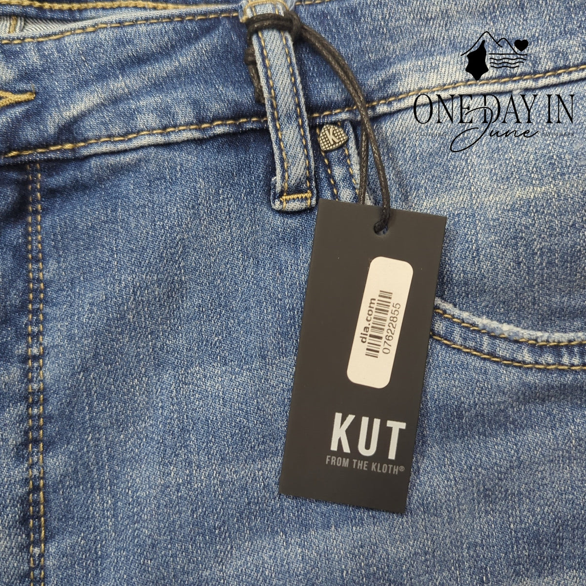 Kut from the Kloth Naomi Fab Ab High Rise Crop Straight Jeans NWT Size 20W