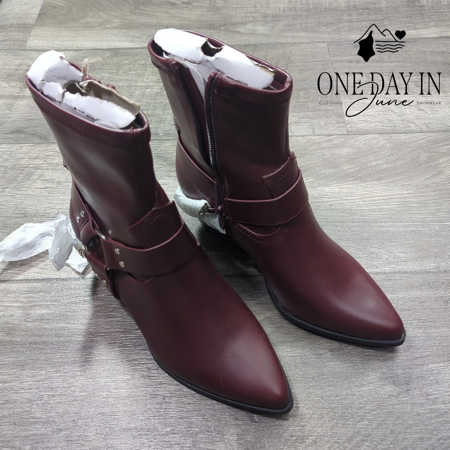 Dolce Vita Ankle Boots Size 8