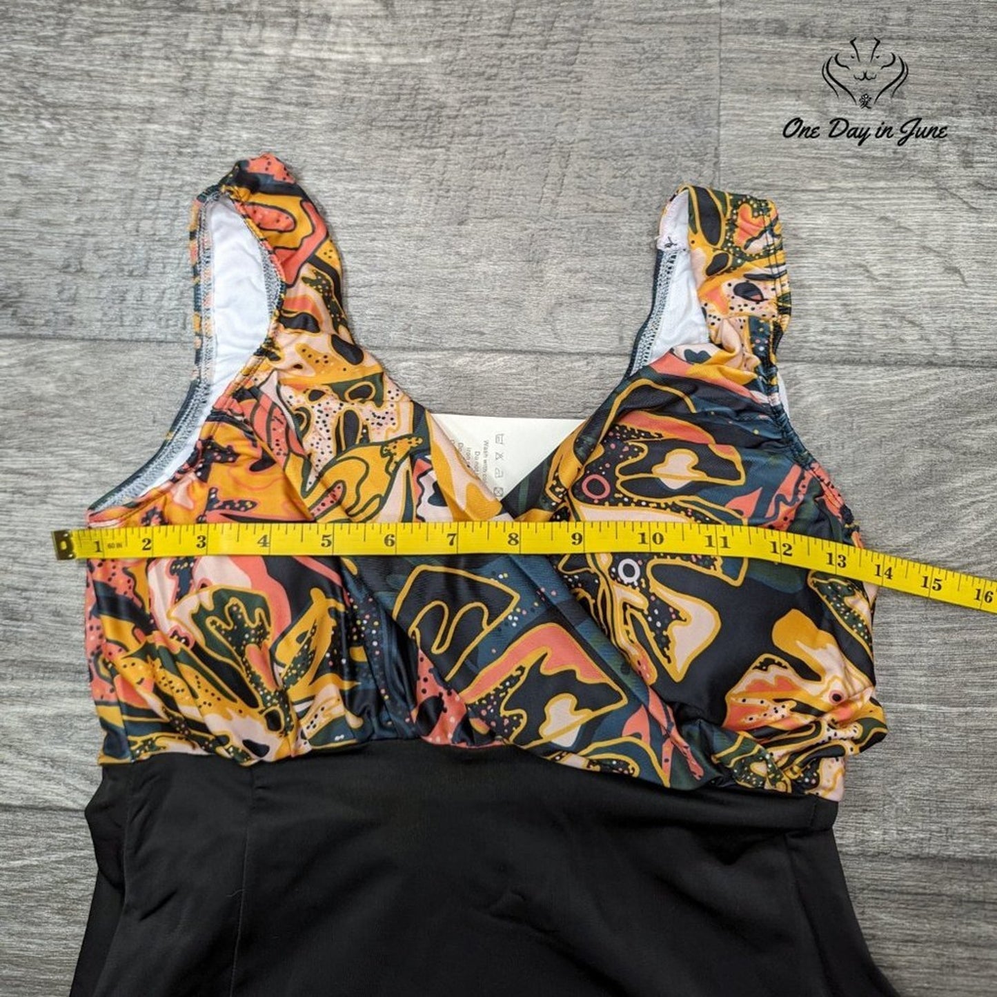 Coshom V Neck Boyshort Tankini Swimsuit Size S