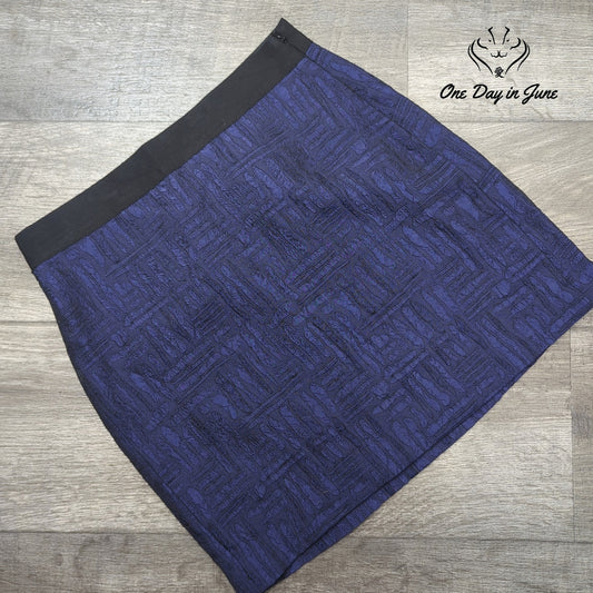 Banana Republic Petite Jacquard Mini Skirt Blue Black Textured Size 2