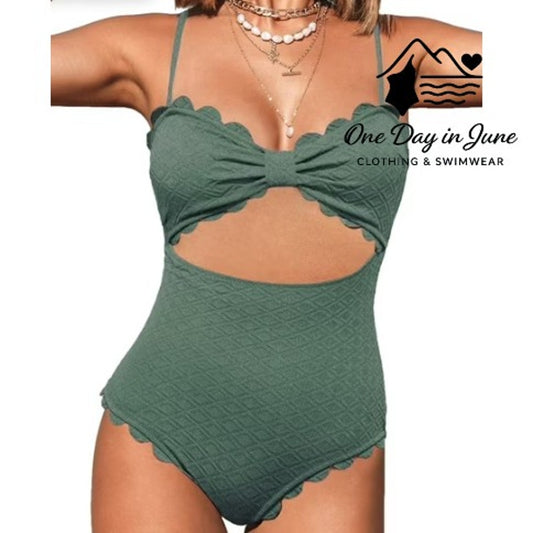 Cupshe Scallop Edge Textured Cut Out One Piece Swimsuit Size L