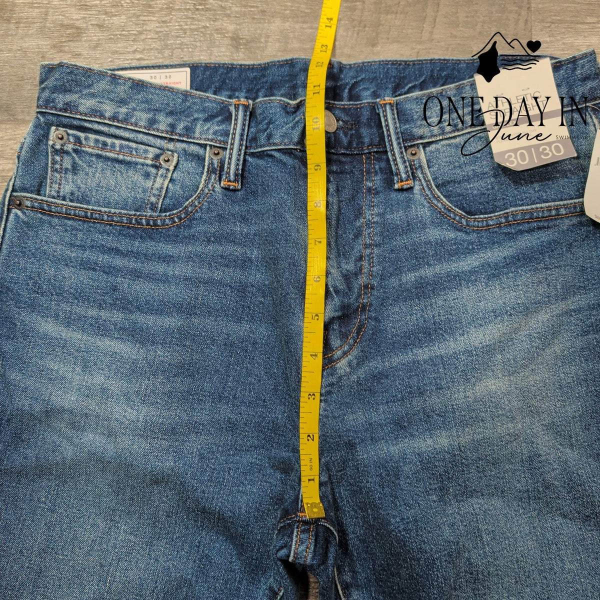 Gap Athletic Straight GapFlex Jeans Medium Indigo NWT Size 30X30