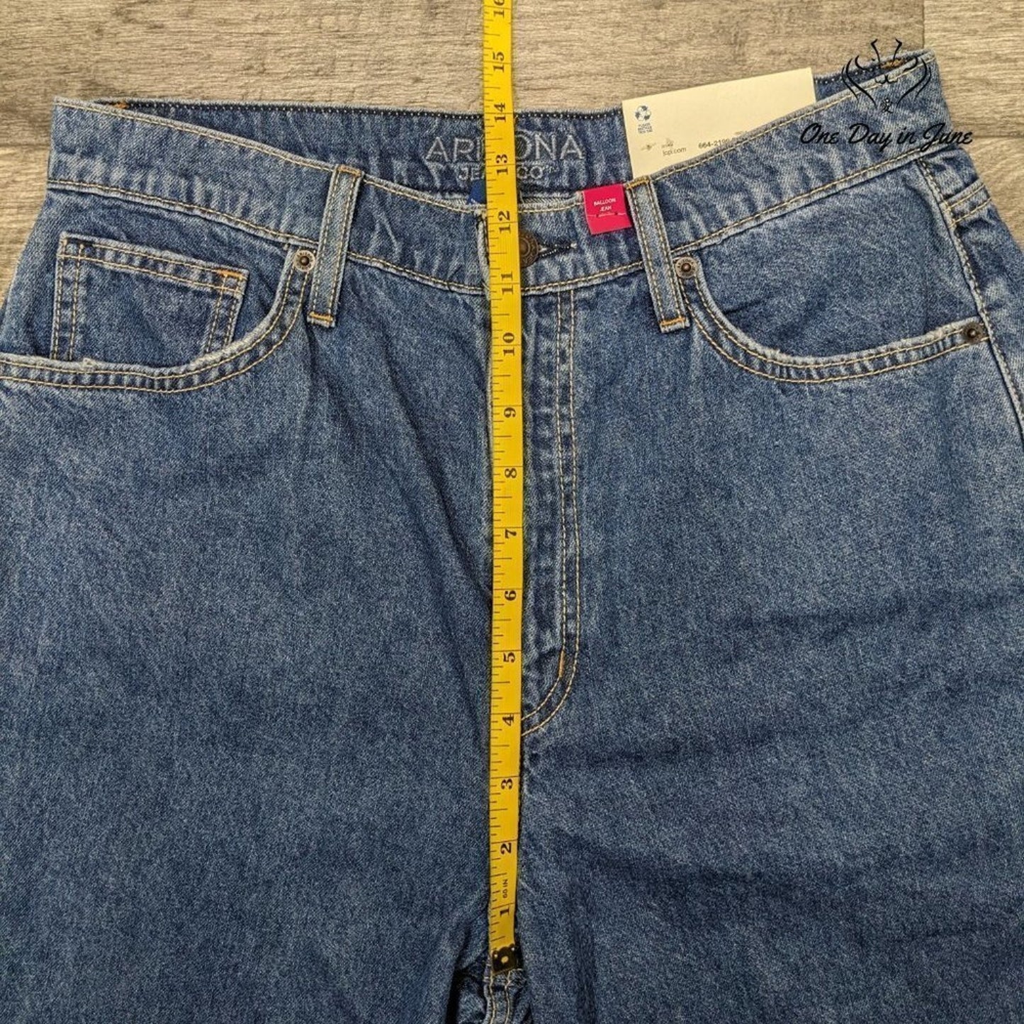 Arizona Jean Co. Juniors Highest Rise Balloon Jeans Size 13