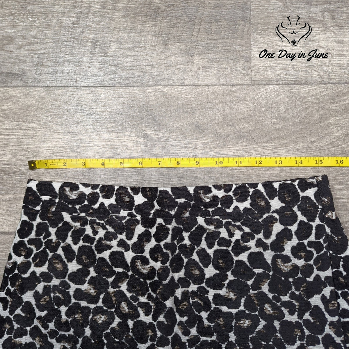 J.Crew Leopard Print Jacquard Pencil Skirt Black Ivory Size 4