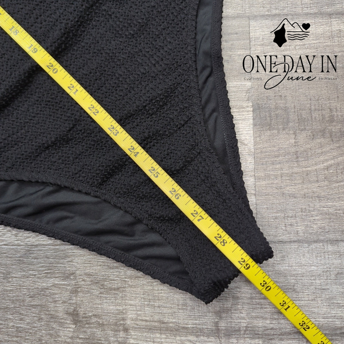 Aleumdr Smocked One Piece Swimsuit Black Scoop Neck Textured Size XL