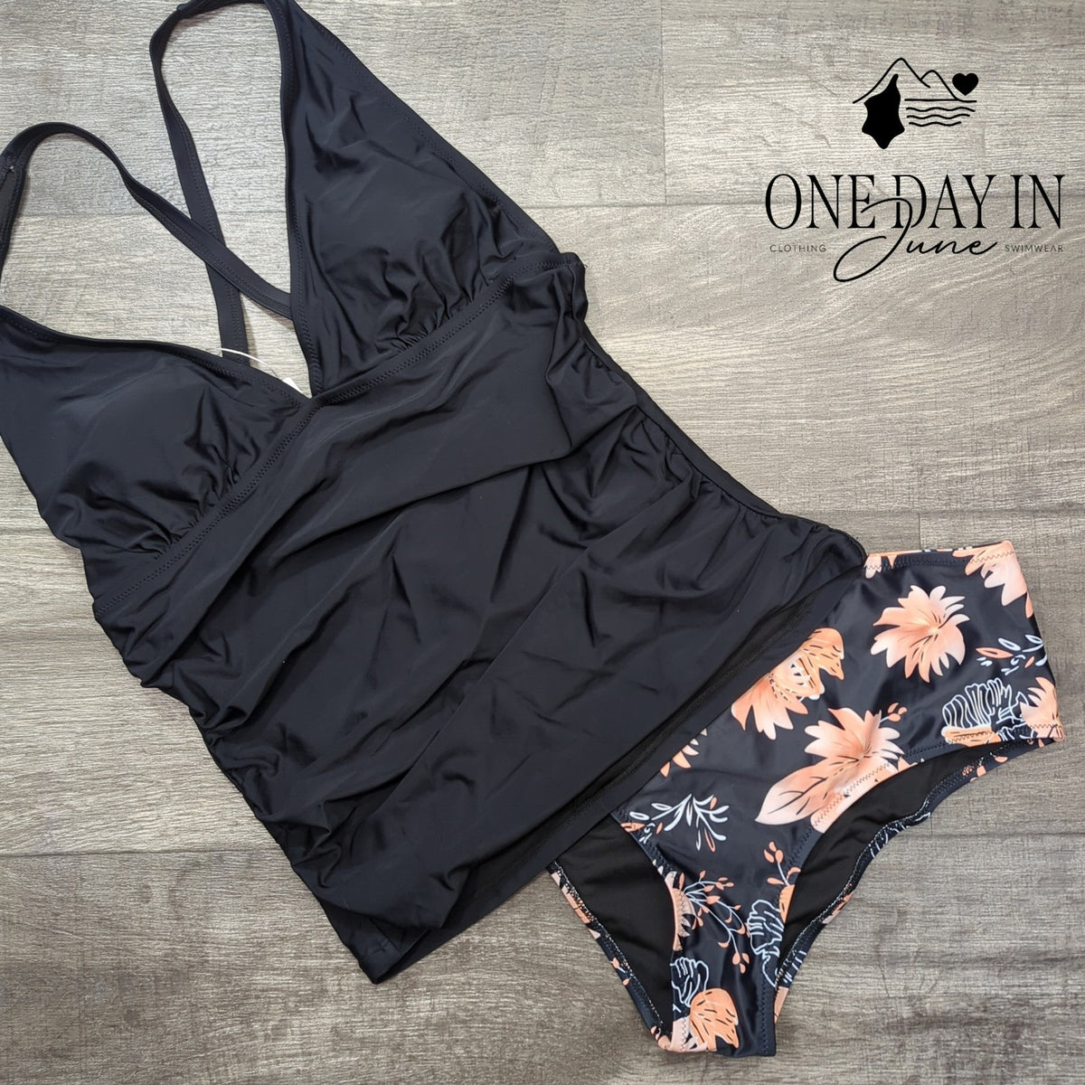 Beachsissi V Neck Ruched Cross Back Tankini Swimsuit Black Floral NWT Size L