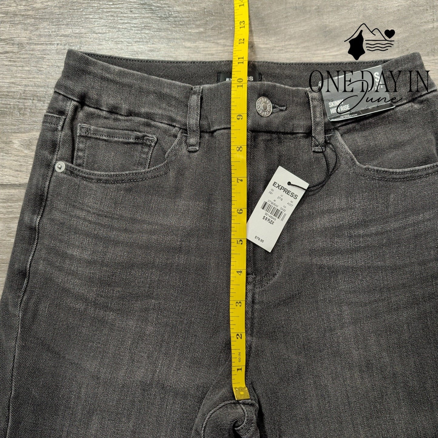 Express Skinny High Rise Jeans Size S (0/2/4)