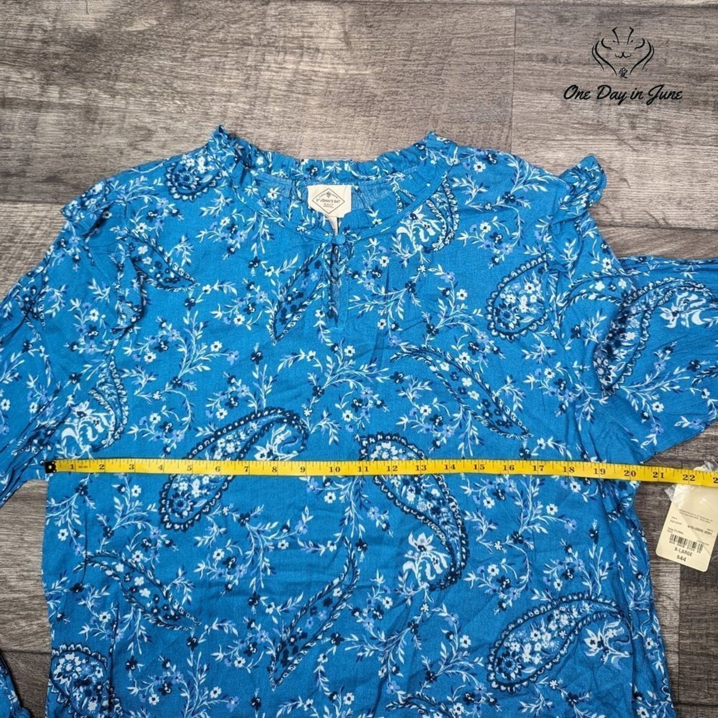 St. John's Bay High Neck Long Sleeve Blouse Size XL