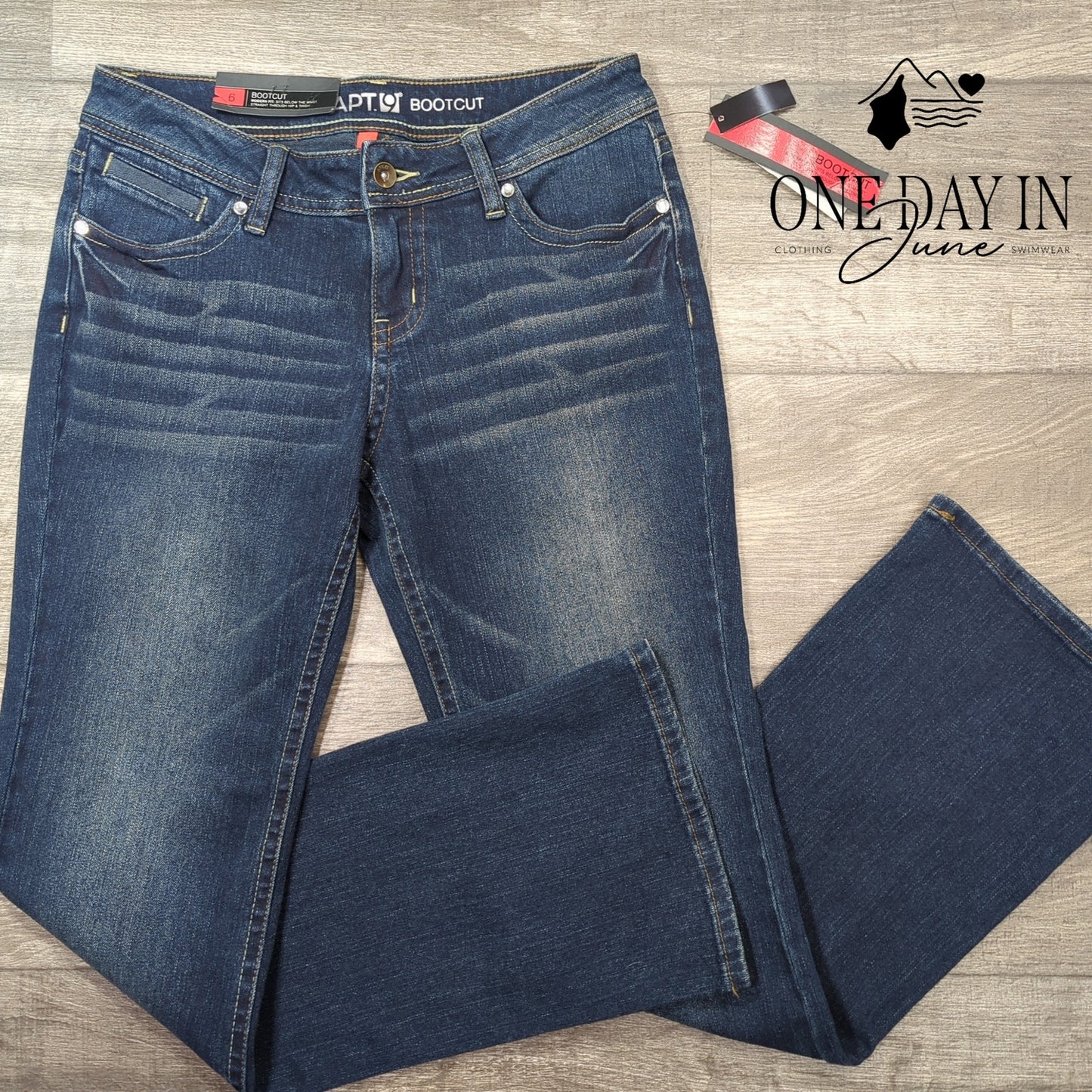 Apt. 9 Modern Fit Bootcut Jeans Size 6