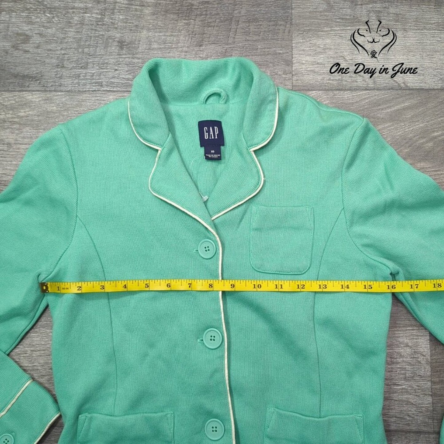 Gap 3 Button Jacket Size XS