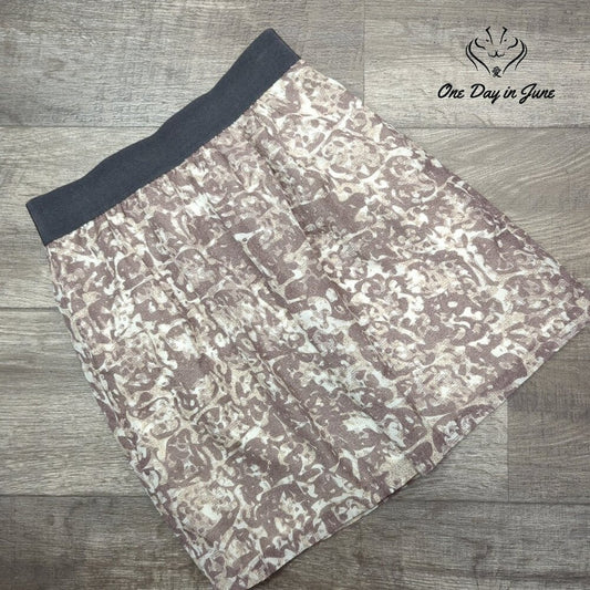 Loft Pull On Skirt Size XS