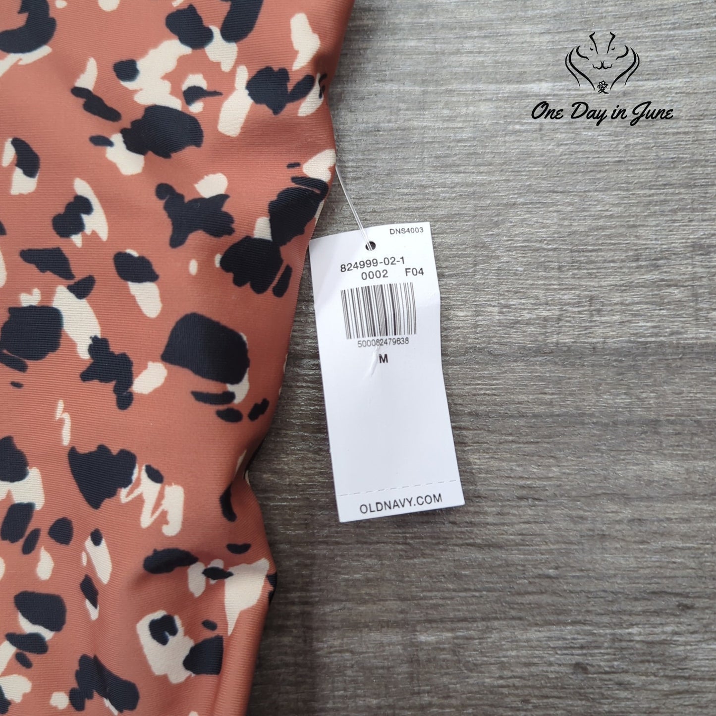 Old Navy Ruffle Strap One Piece Swimsuit Size M