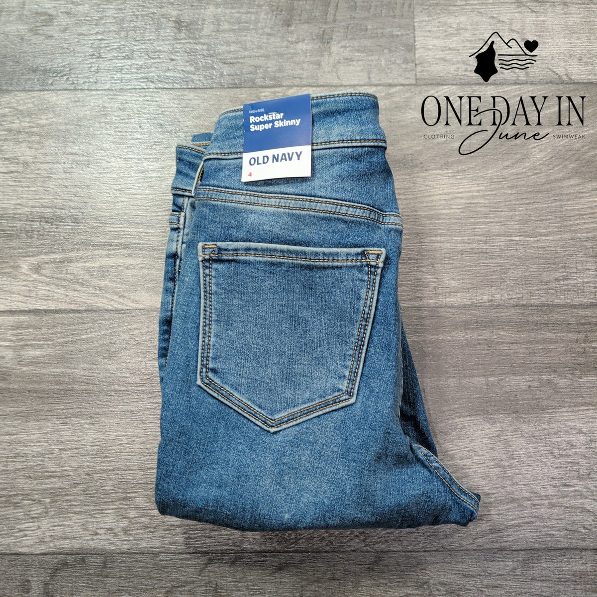 Old Navy Rockstar Super Skinny Built In Warm High Rise Jeans NWT Size 4