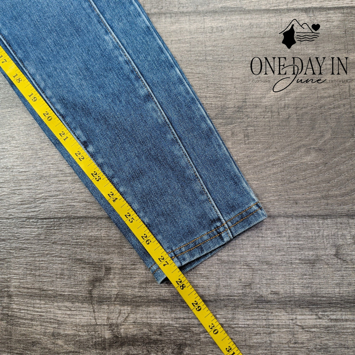 Halara Flex Denim Skinny Jeans Blue Stretch NWT Size S