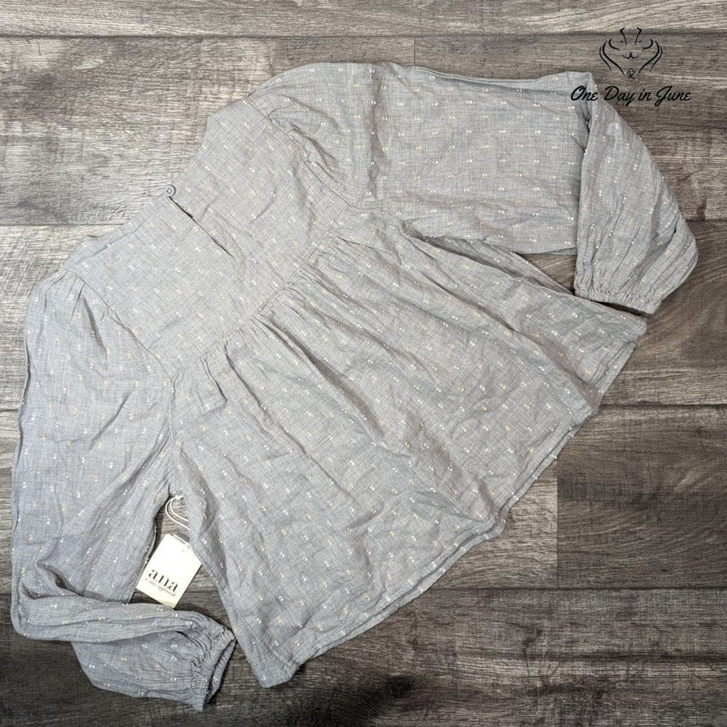 A.n.a Long Sleeve Top Size XS