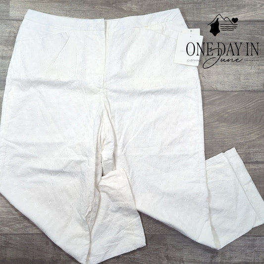 Liz Claiborne Cropped Pants Size 16