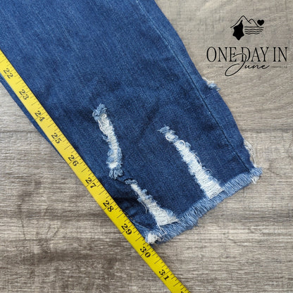 Denim Couture Juniors Distressed Straight Leg Jeans Size 11