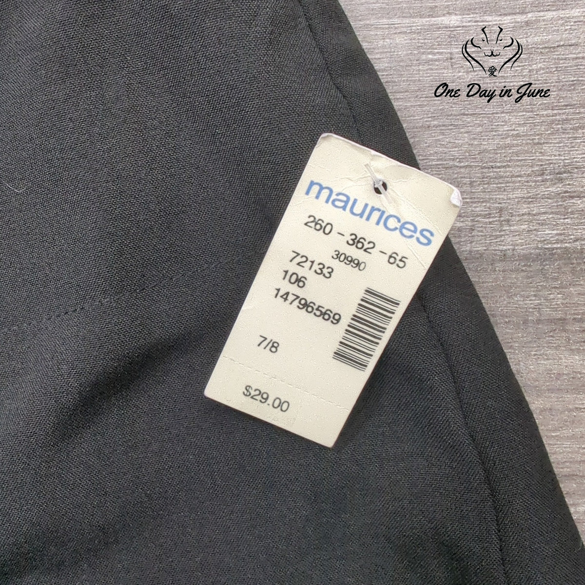 Studio Y Maurices Flat Front Dress Shorts Black NWT Size 7/8