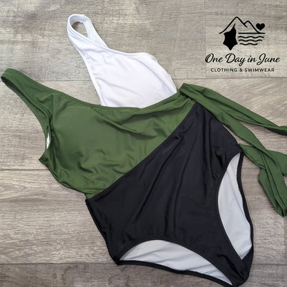 Cupshe Color Block One Piece Swimsuit Size M