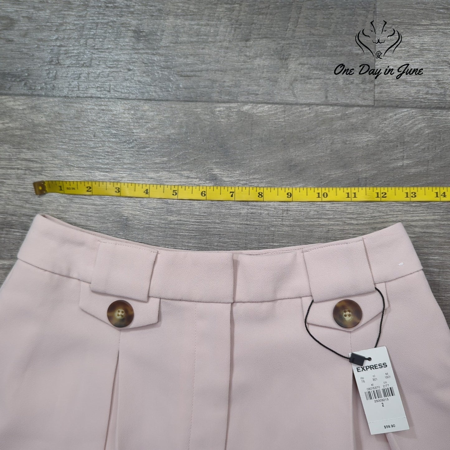 Express Shortie Extreme High Rise Shorts Size 2