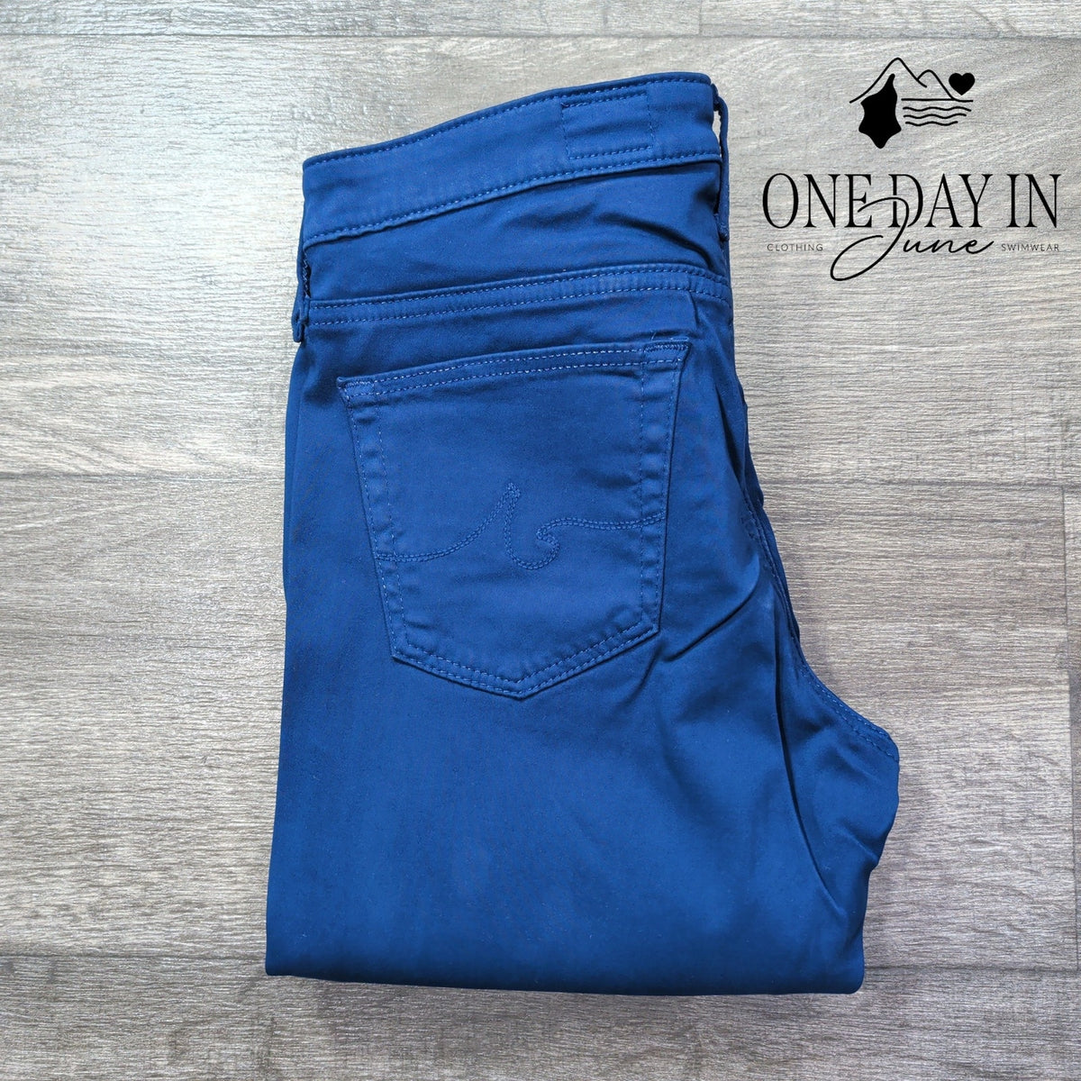 AG Adriano Goldschmied The Stilt Cigarette Leg Jeans Cobalt Blue NWT Size 4 (27)