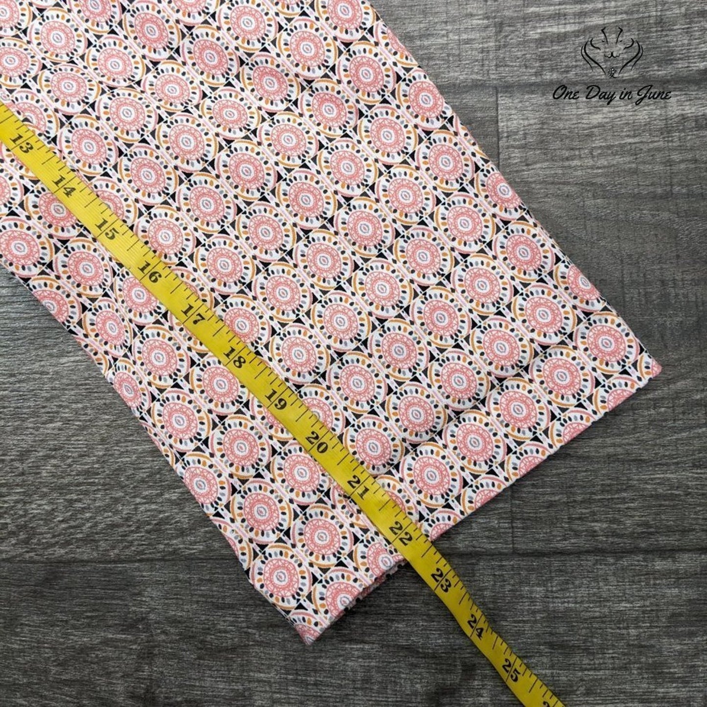 89th & Madison Comfort Waist Moroccan Tile Capri Pants Size 8