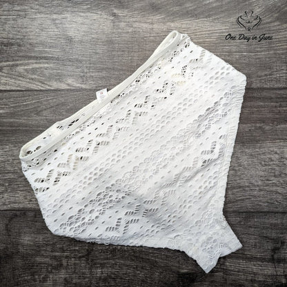 ODIJ Lacey Bikini Bottom Size M