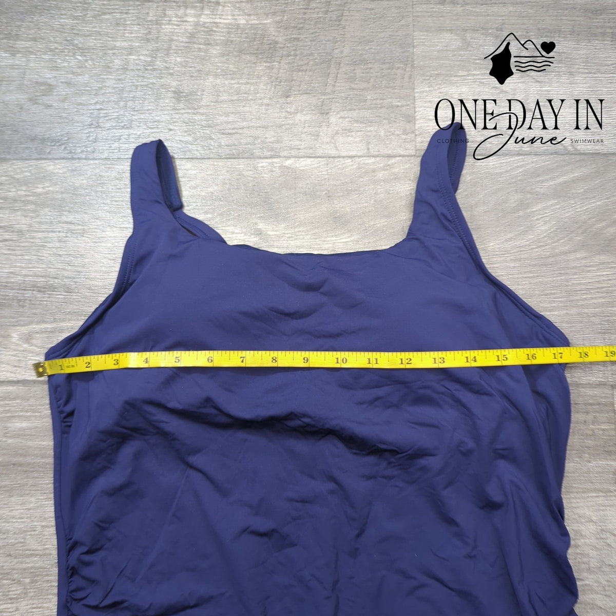 Aqua Eve Straight Neck Tankini Top Navy Blue Swim Top NWT Size XXL
