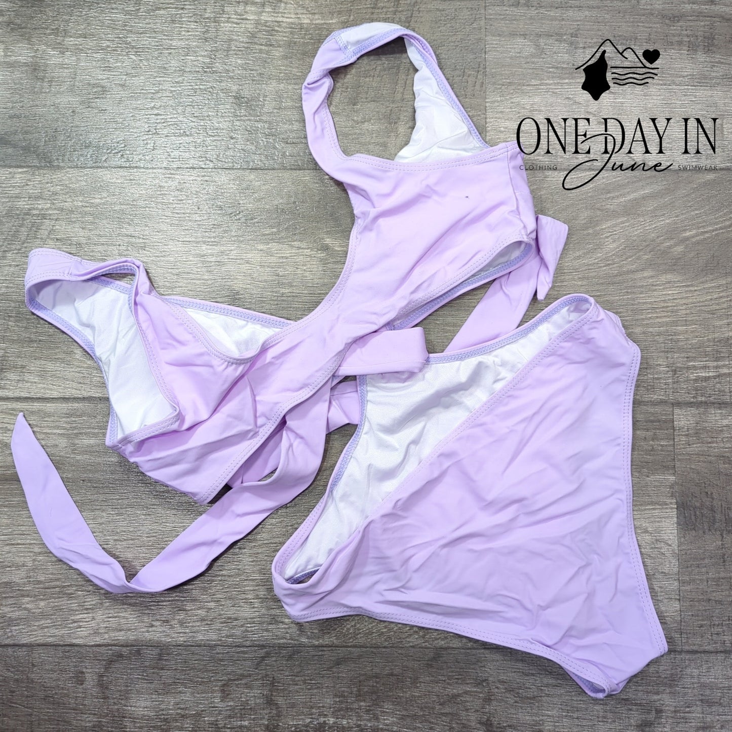 CharmLeaks Cut Out Wrap One Piece Swimsuit Size M