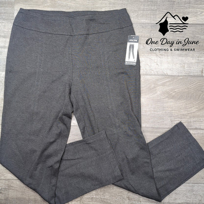 New Direction Slim Leg Pull On Pants Size L