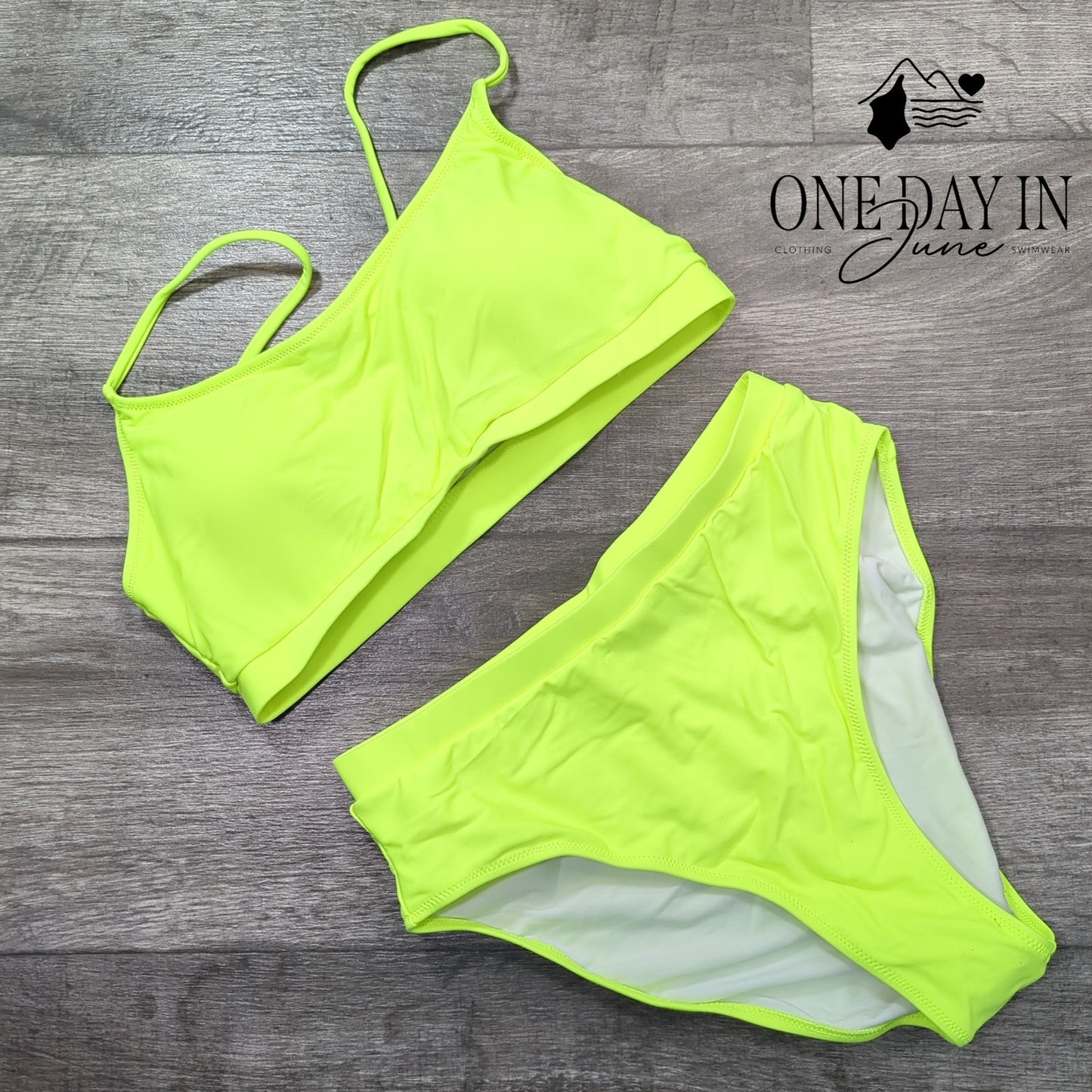 CharmLeaks Crop Bikini Swimsuit Size S