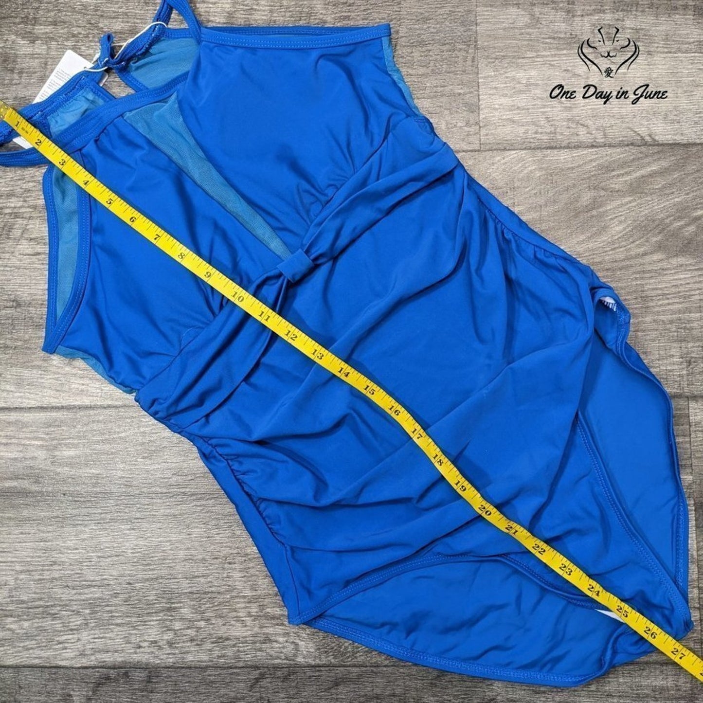 I2CRAZY High Neck Mesh One Piece Swimsuit Size M