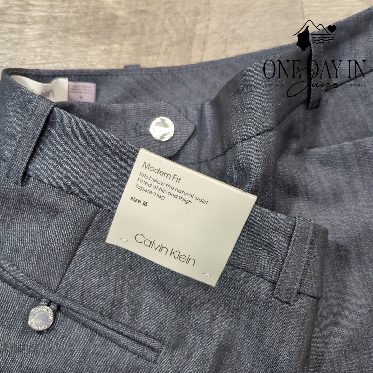 Calvin Klein Modern Fit Dress Pants Size 16