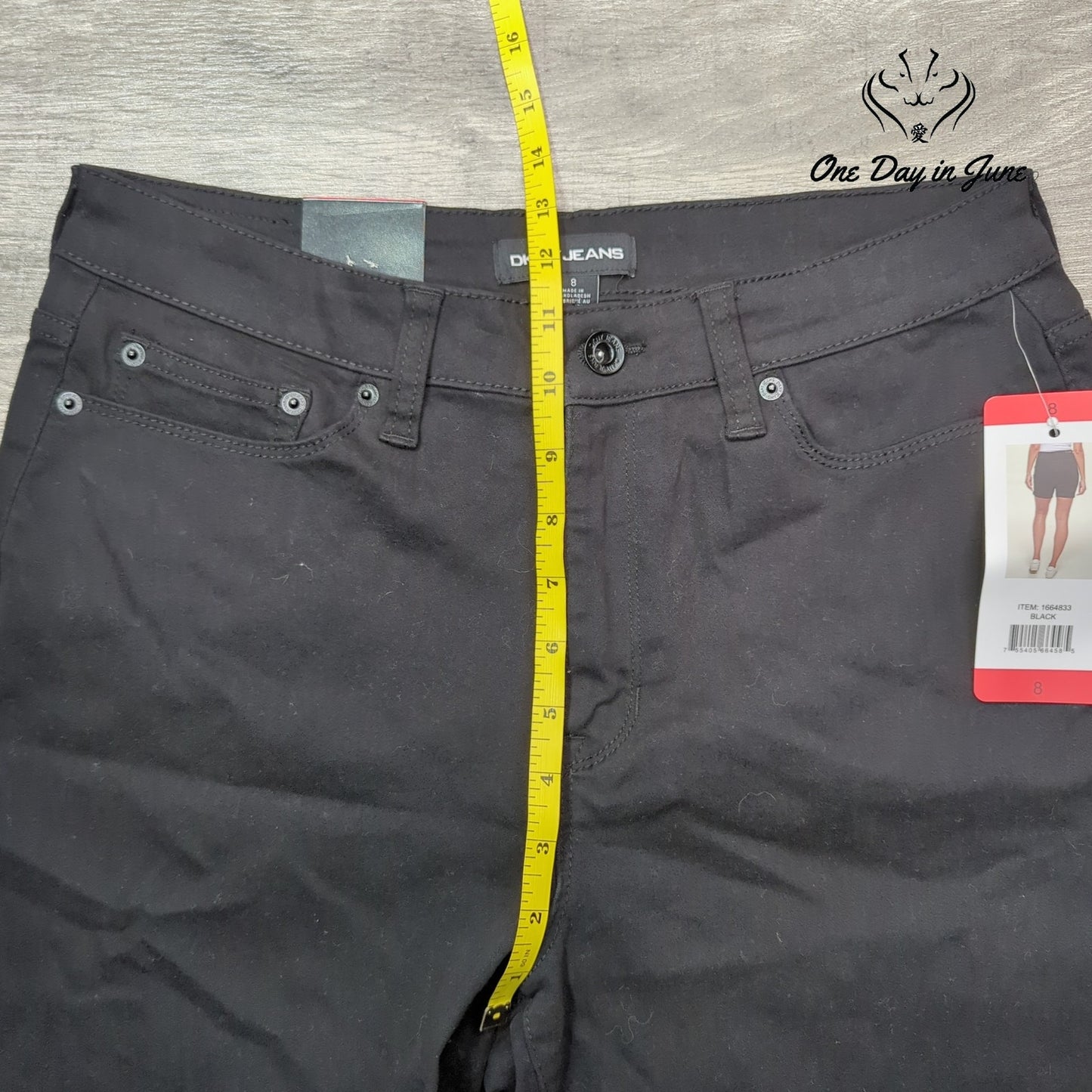 DKNY Jeans Bermuda Shorts Size 8