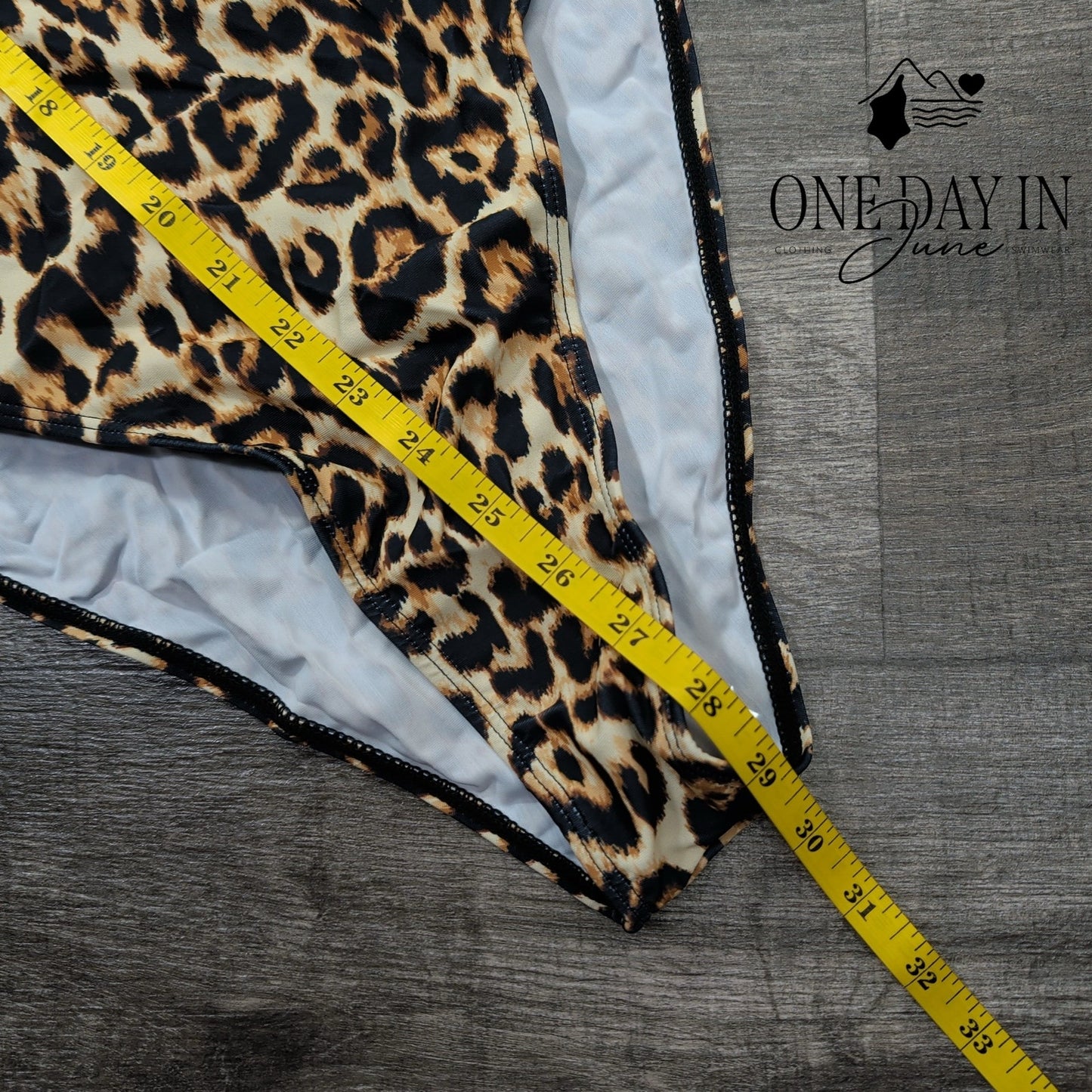 Aleumdr Leopard One Piece Swimsuit Size XL