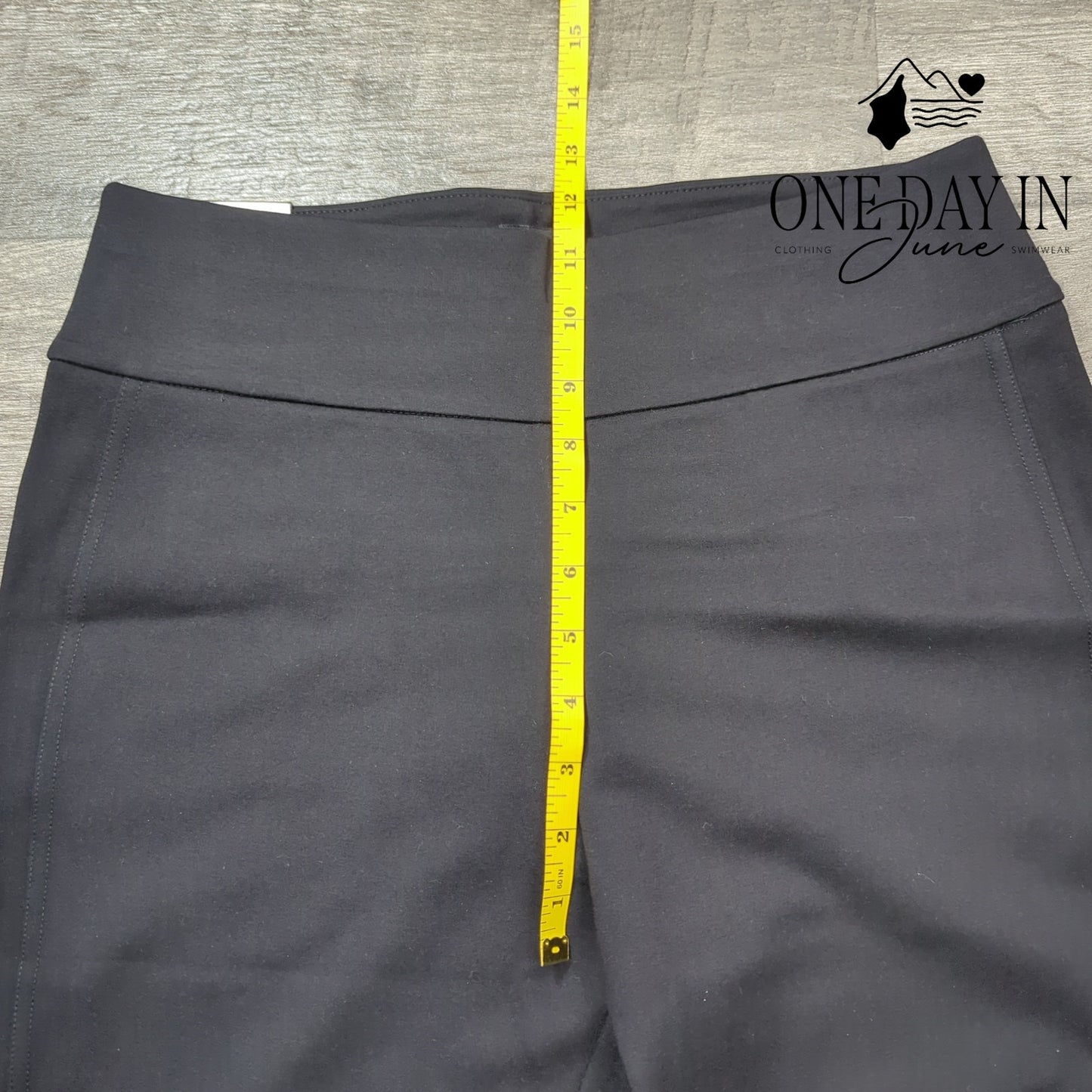 Express Cropped Pants Size M