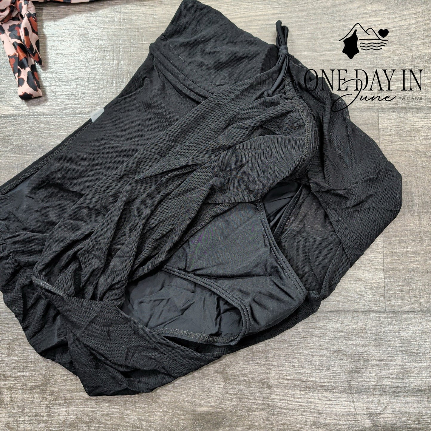 Blooming Jelly Drawstring Tie Back Bikini Swimsuit Size M