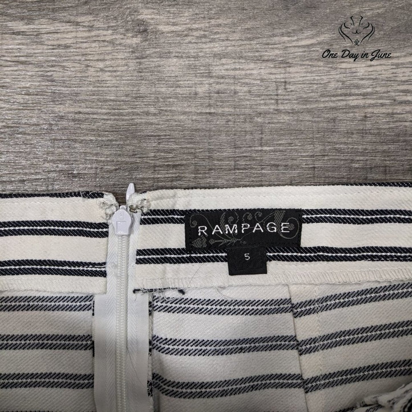 Rampage Juniors Striped Light Denim Skirt Size 5