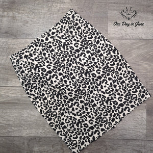 Ann Taylor Petite Leopard Print Pencil Mini Skirt Black White Size 0P