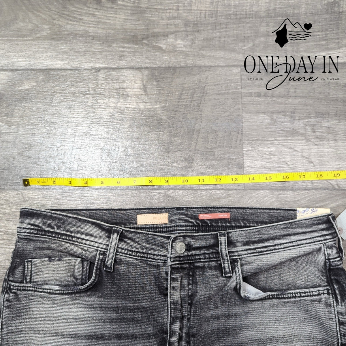 Pilcro and the Letterpress Slim Boyfriend Jeans Distressed Black NWT Size 14P