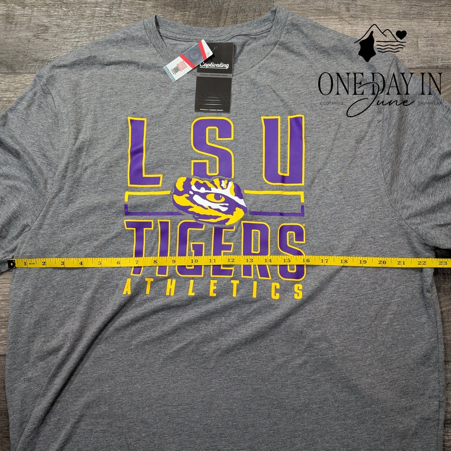 Captivating LSU T Shirt Size XL