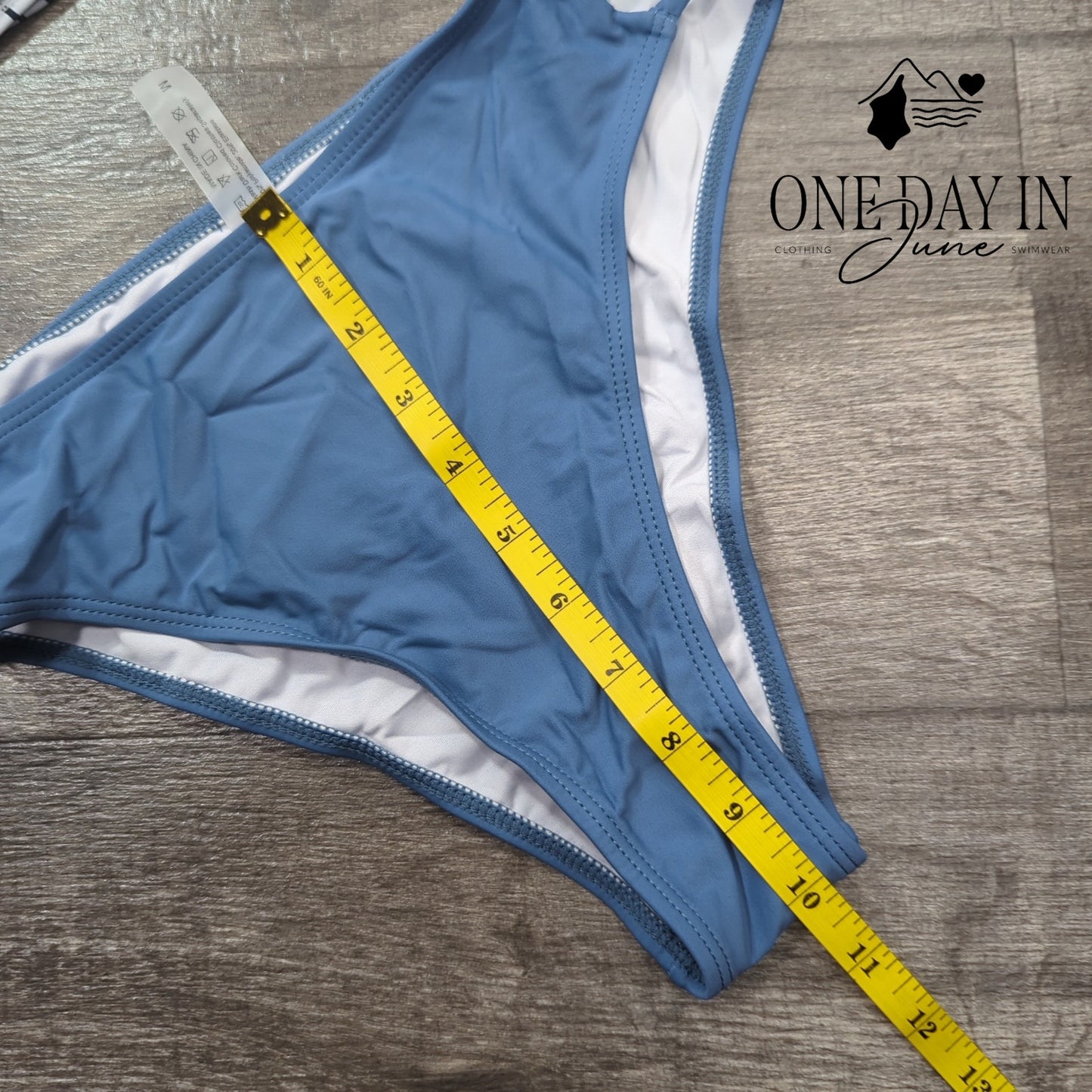 Aleumdr Striped Cross Back Bikini Swimsuit Size M