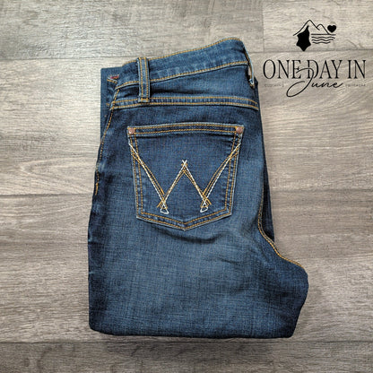 Wrangler Juniors Mae Mid Rise Boot Cut Jeans Size 7 (29X32)