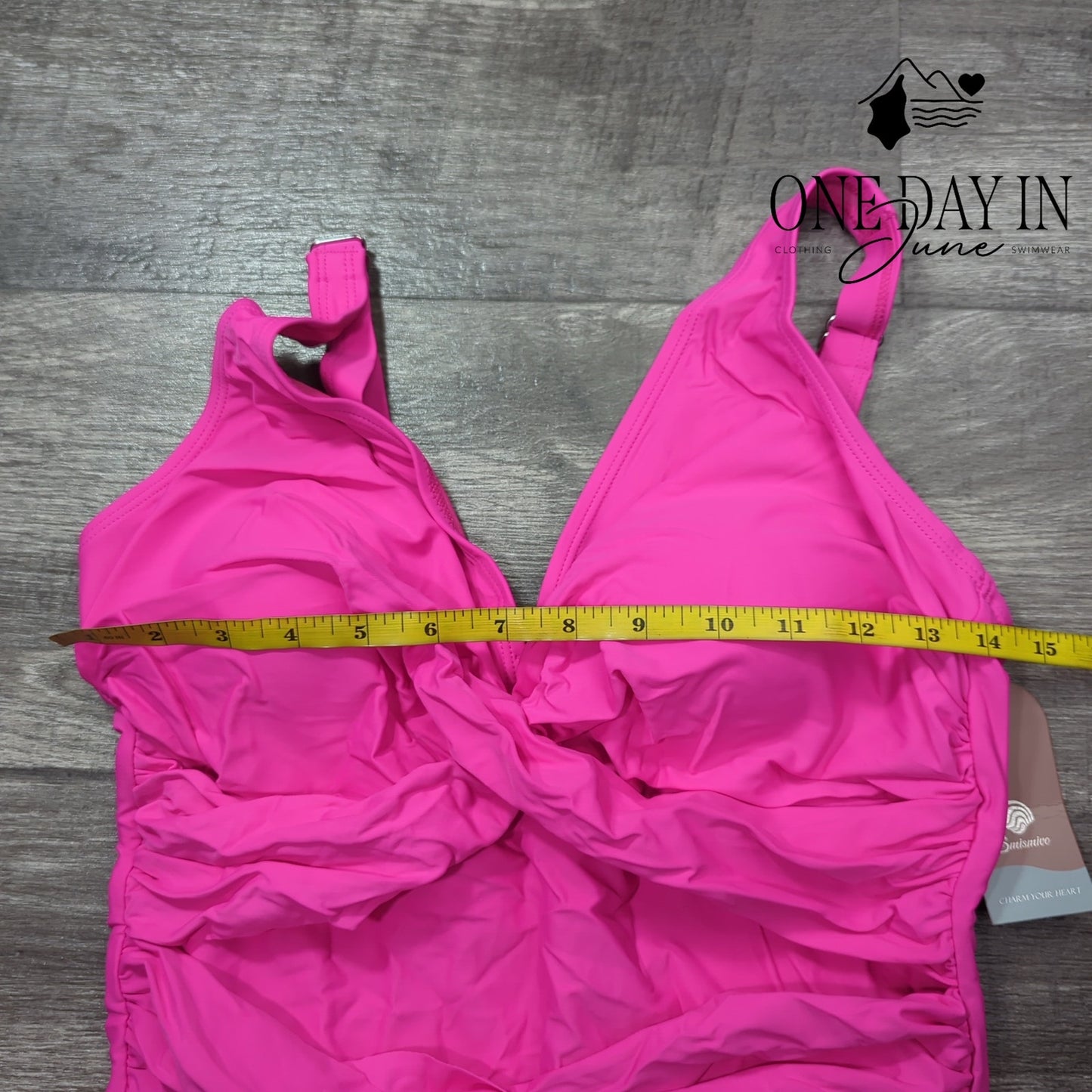 Smismivo Twist Front One Piece Swimsuit Size L